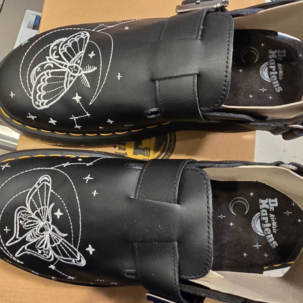 Dr. Martens Jorge II Celestial Moth Embroidered Black Leather Mules Men's Sz 12 - Picture 7 of 10